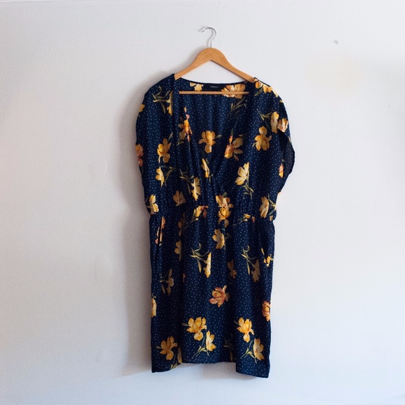 Forever 21 Dresses & Skirts - FOREVER 21+ | NAVY FLORAL DRESS